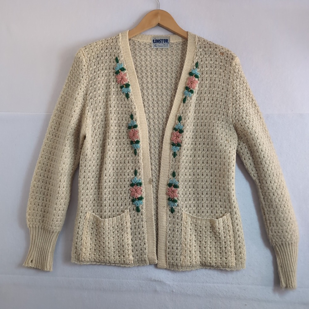Vintage Linstor of San Francisco Floral Embroidered Knit Cardigan Cream Pockets